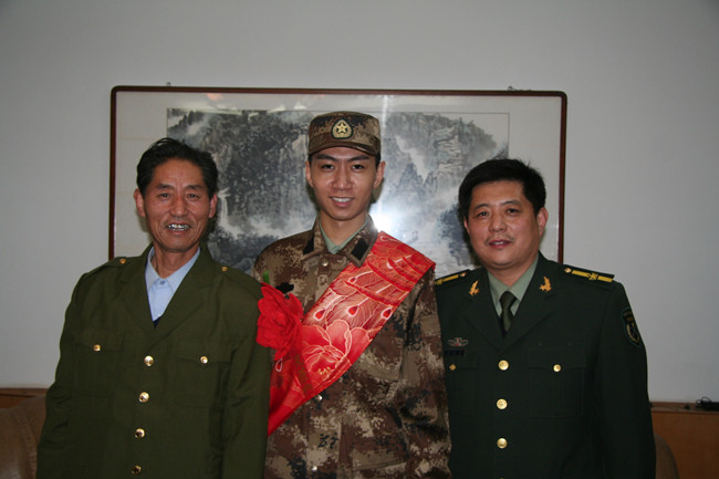 1438246857922519.jpg 吕军锋.jpg