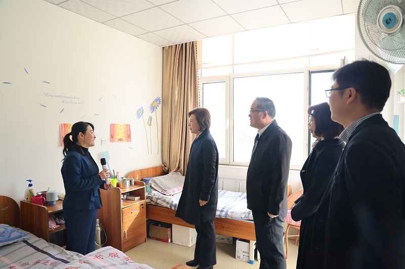 山东省妇联党组书记、主席孙丰华来滨州调研