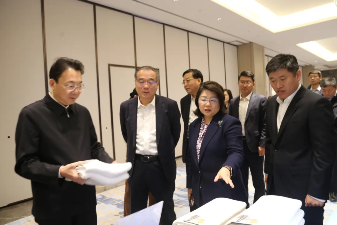 1739284704549697.jpg 1739284704549697.jpg